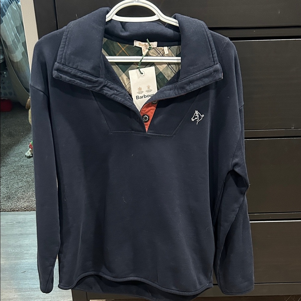 Barbour women’s  Dark Blue 1/4 button up brand new with tags size 6